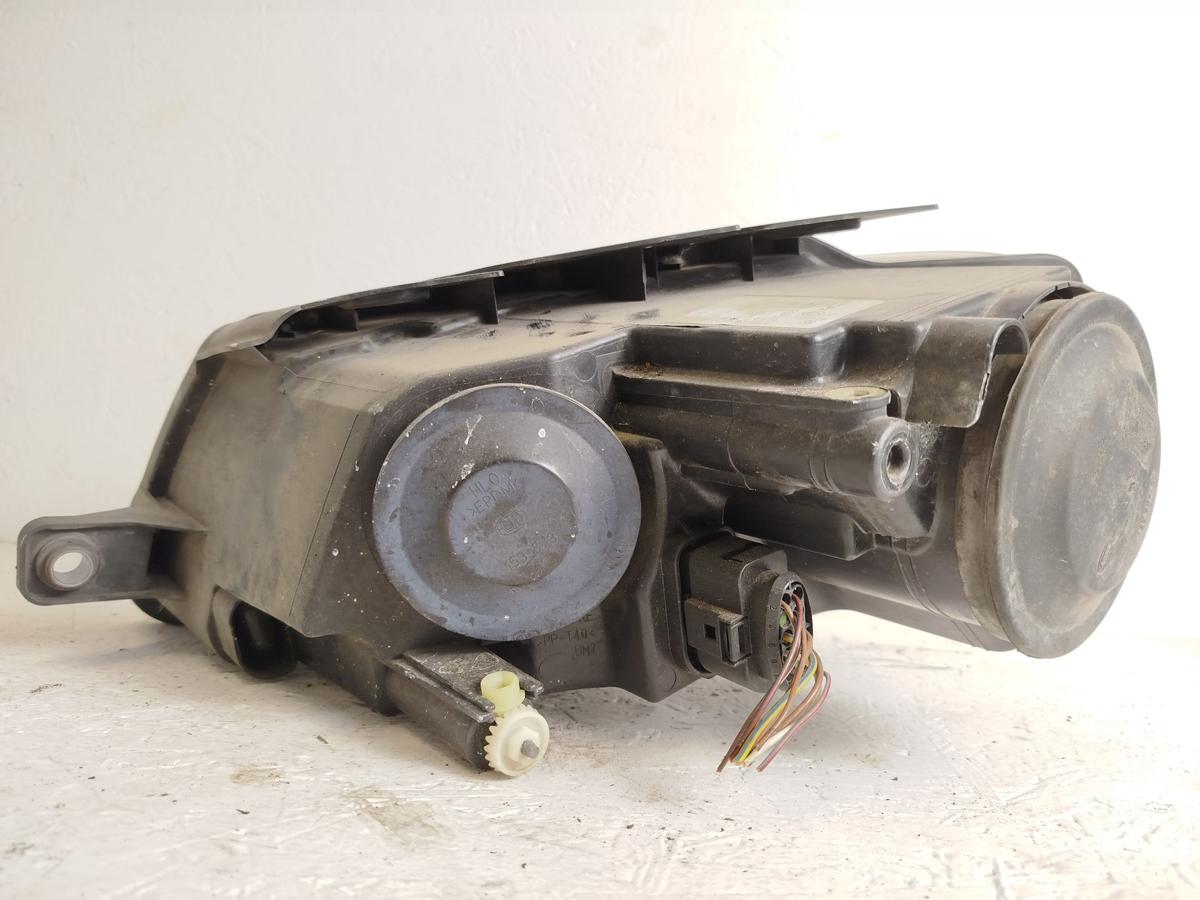 VW Passat 3C B6 Variant Scheinwerfer rechts Hauptscheinwerfer Lampe Halogen