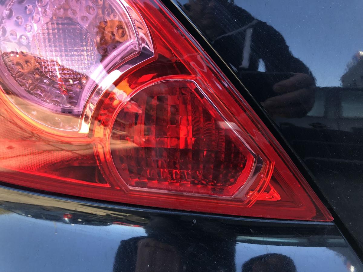 Nissan Tiida C11 R&uuml;ckleuchte links R&uuml;cklicht Heckleuchte 5trg R&uuml;ckscheinwerfer