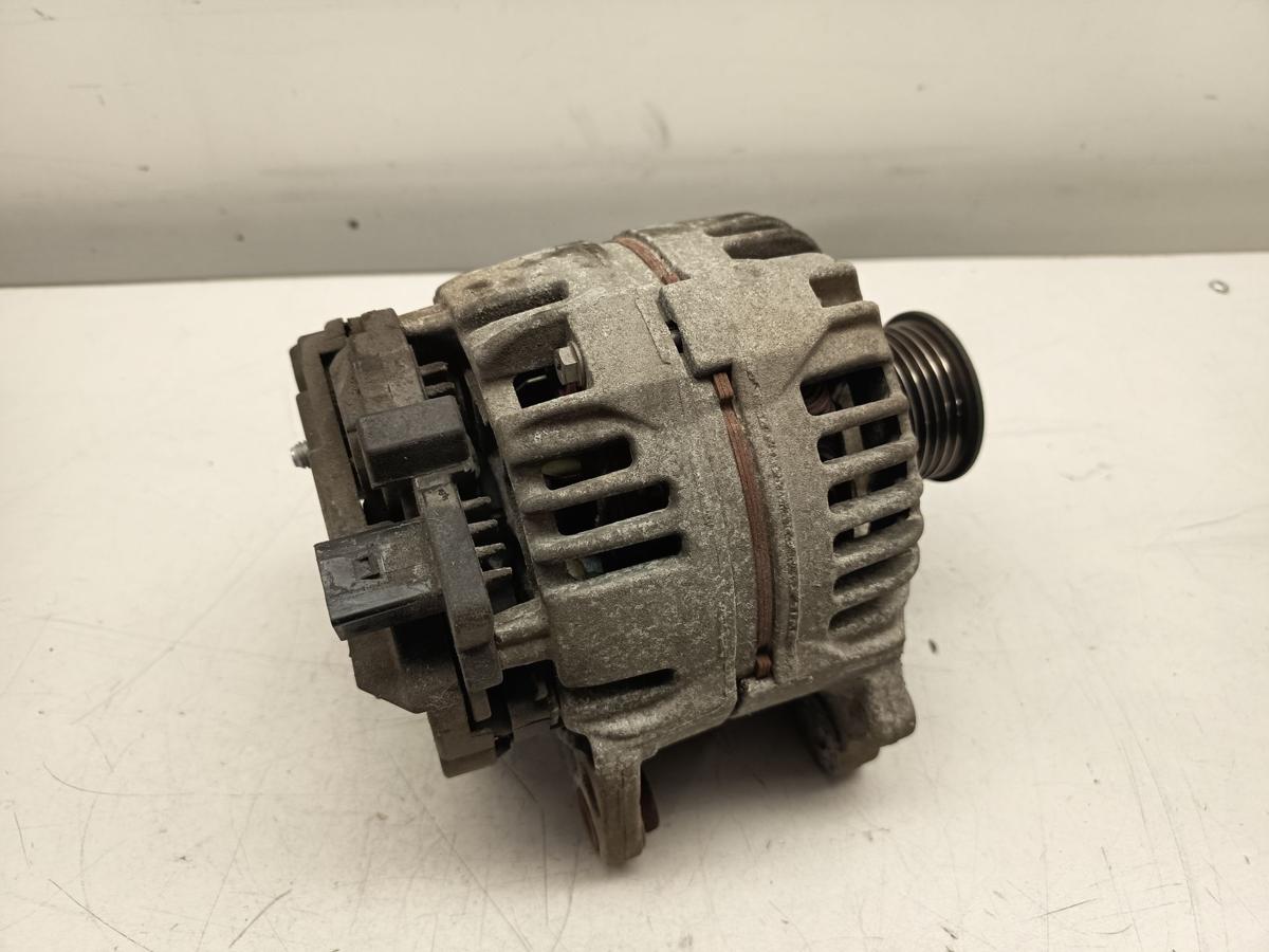 Skoda Fabia 6Y original Lichtmaschine 1.4 55kW Benzin 90A Bj 2004