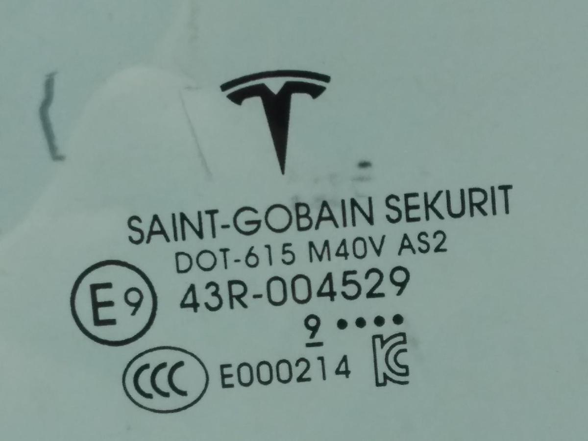 Tesla Model 3 original Türscheibe hinten rechts Verbundglas grüncolor BJ2019