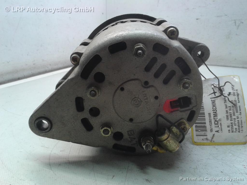 Nissan Sunny N13 BJ1990 Lichtmaschine Generator Austauschteil 0986032651 HITACHI BOSCH