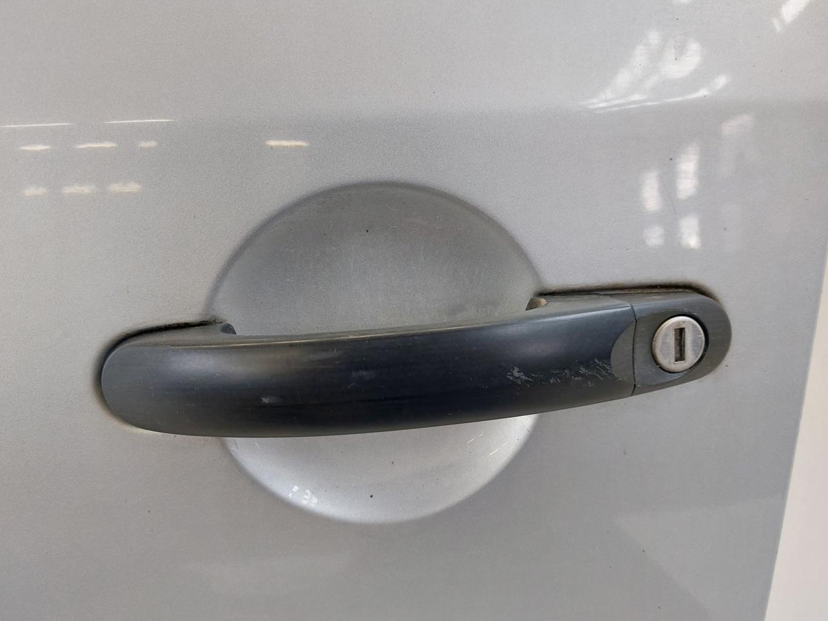 VW Touran 1T Tür vorn links Fahrertür im Rohbau LA7W Reflexsilber 03 bis10
