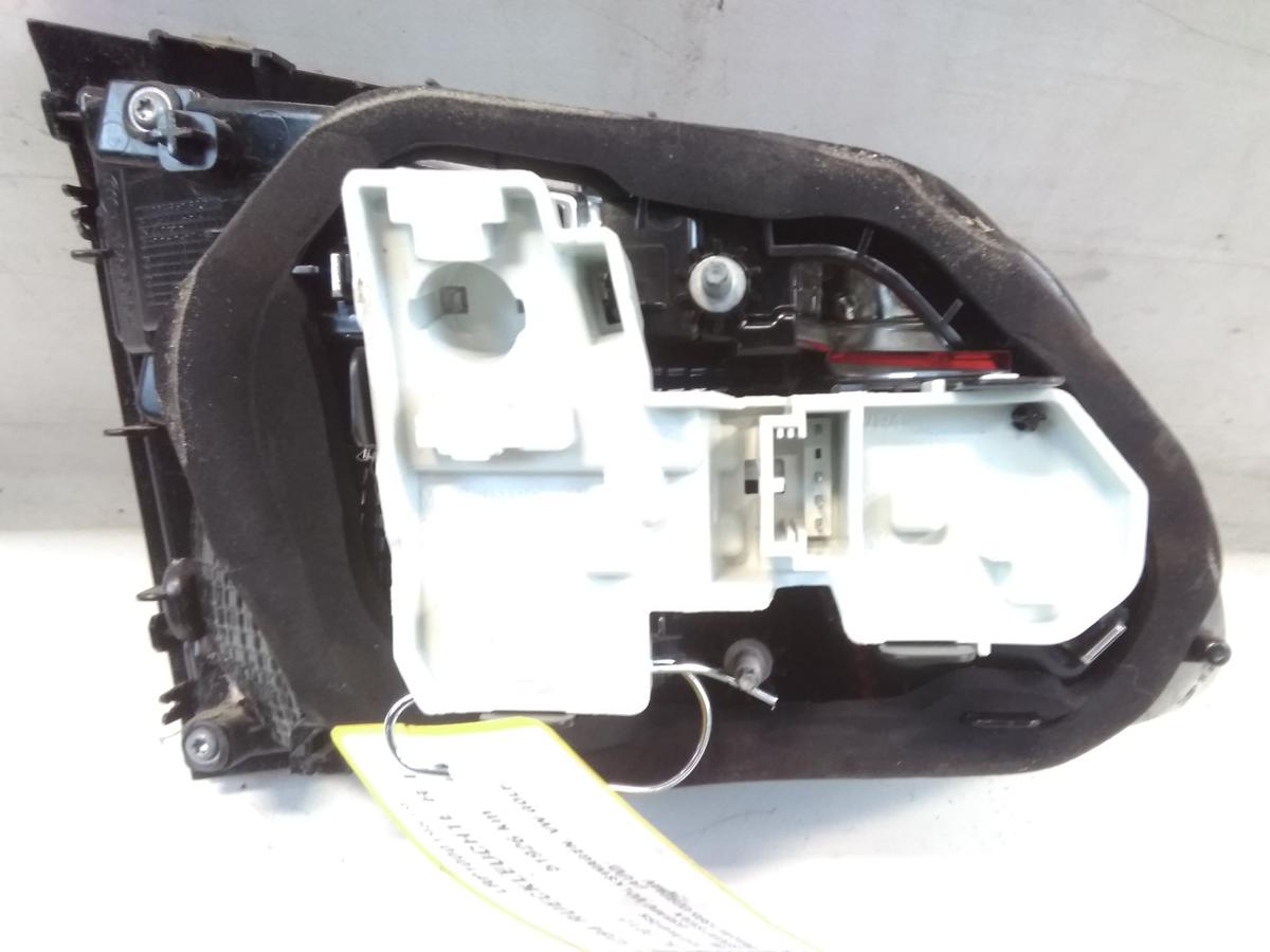 VW Golf Sportsvan original R&uuml;ckleuchte Heckleuchte innen rechts Bj.2017