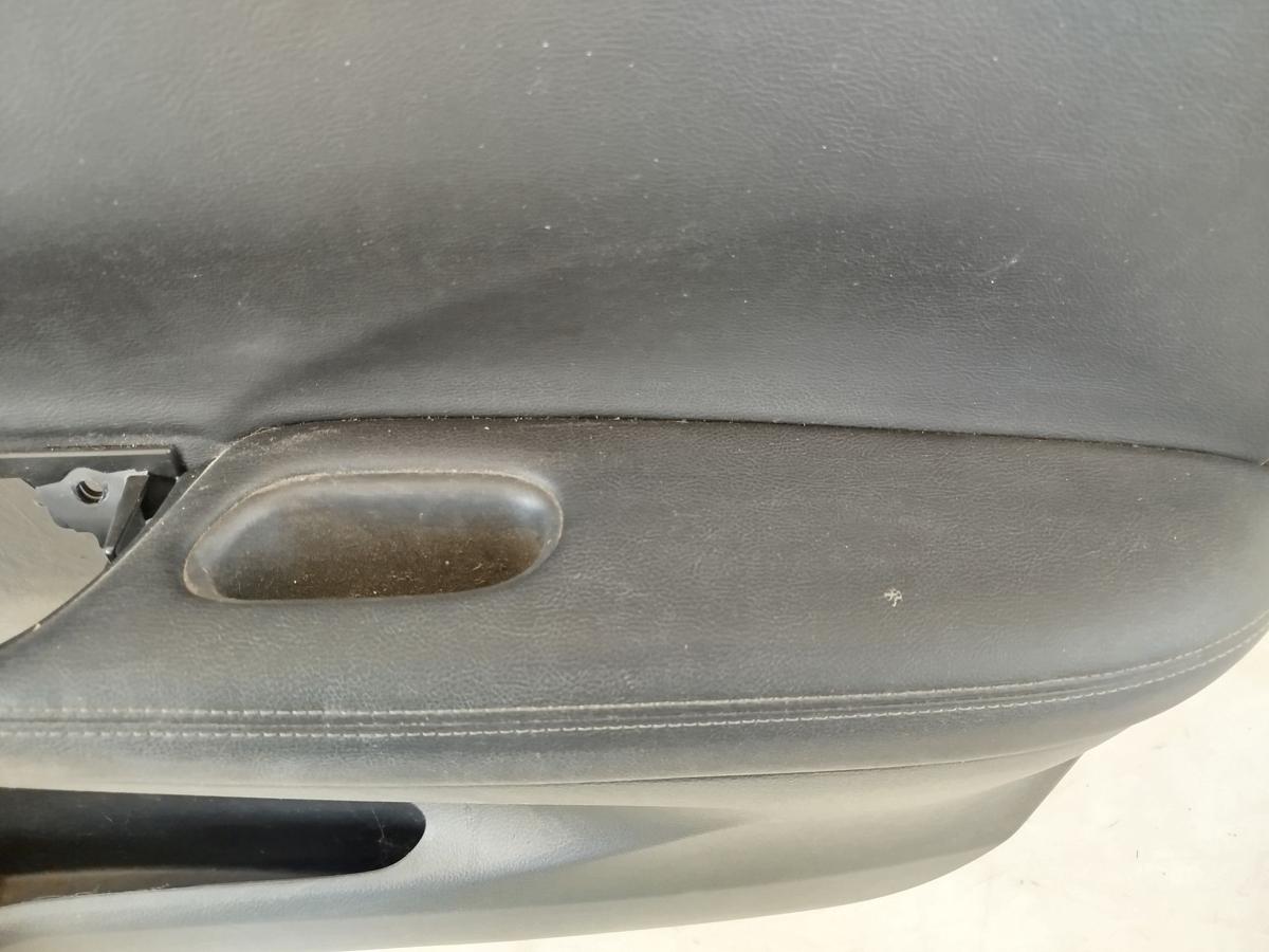 Nissan Pulsar C13M Türverkleidung vorn rechts Innenverkleidung Leder