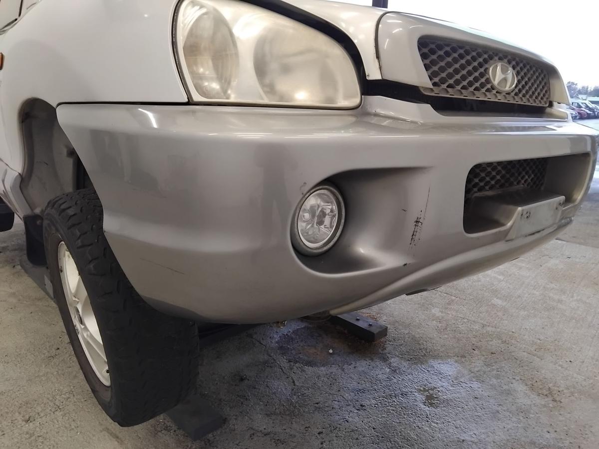 Hyundai Santa Fe SM original Stoßstange Stossfänger vorn grau BJ2003