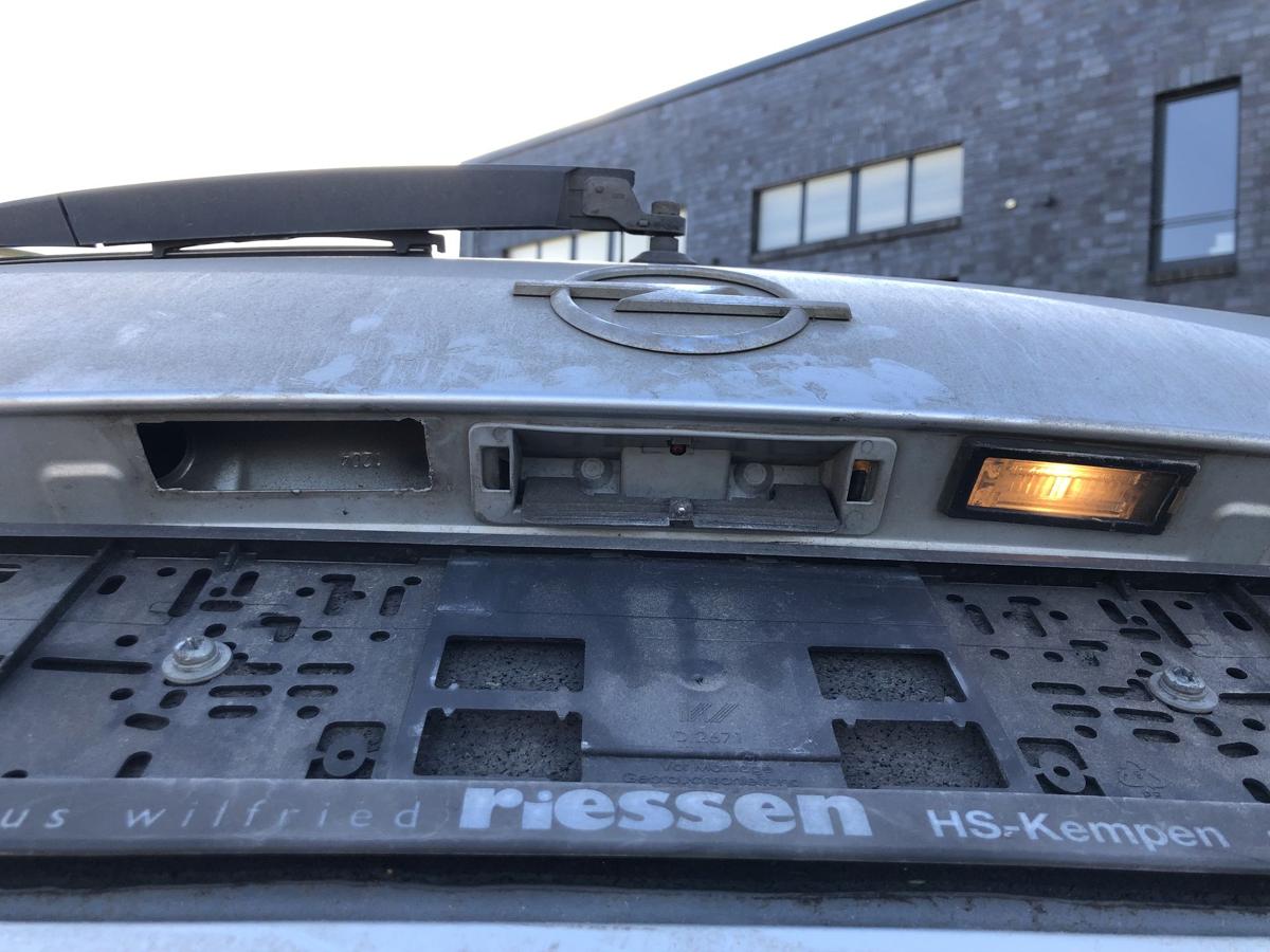 Opel Vectra C Caravan bis05 Heckklappe mit Scheibe Kofferklappe 2AU Starsilber