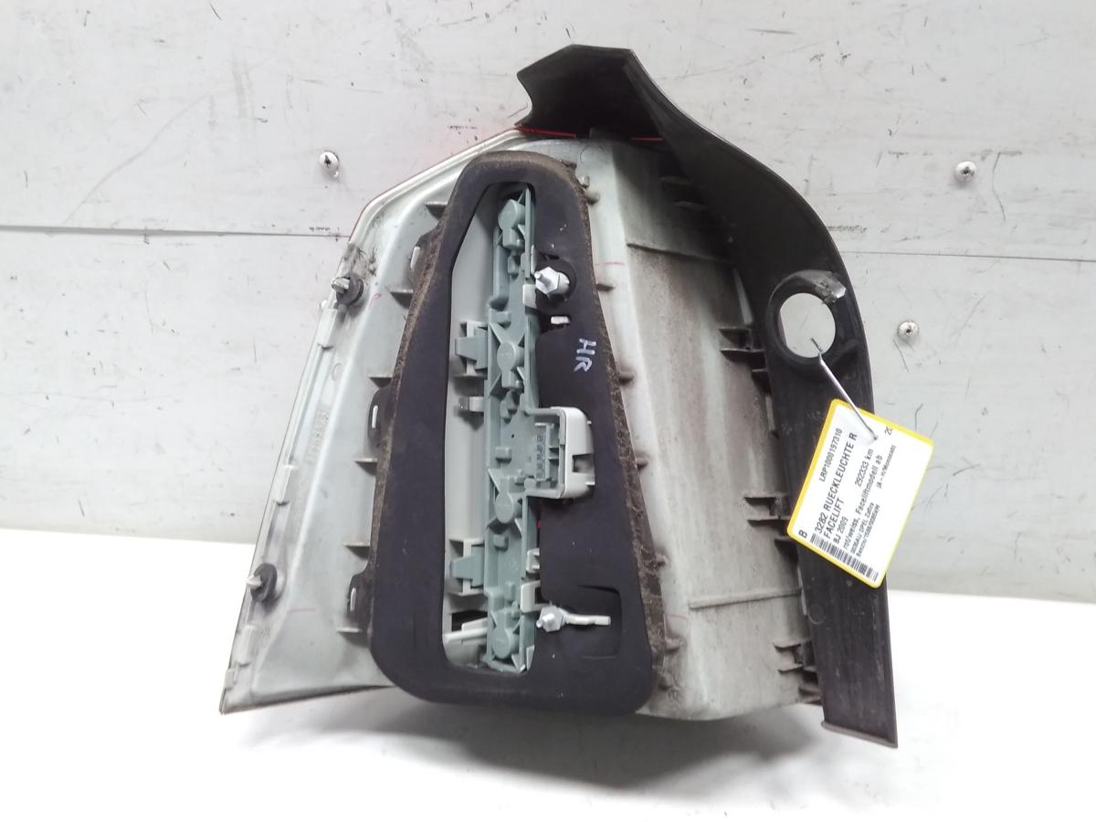 Opel Zafira B original R&uuml;ckleuchte Heckleuchte rechts Faceliftmodell Bj.2009