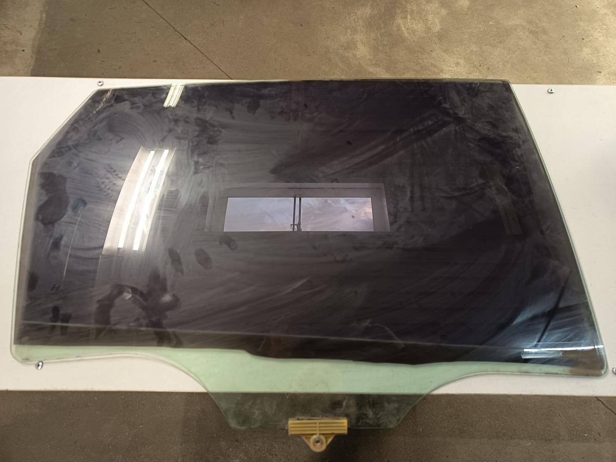 Hyundai i30cw original T&uuml;rscheibe hinten rechts Fond Bj 2009