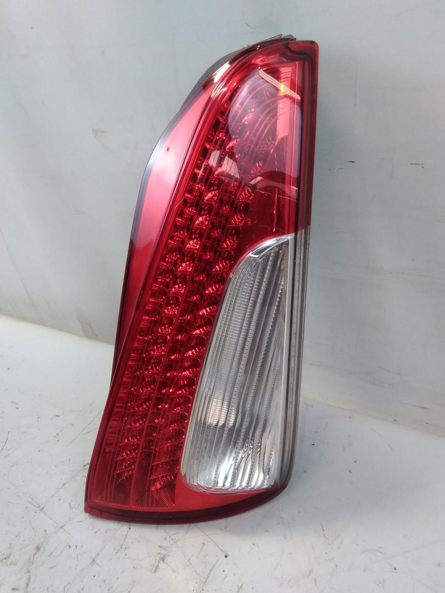 Lancia Musa Facelift original R&uuml;ckleuchte Heckleuchte rechts LED Bj.2009