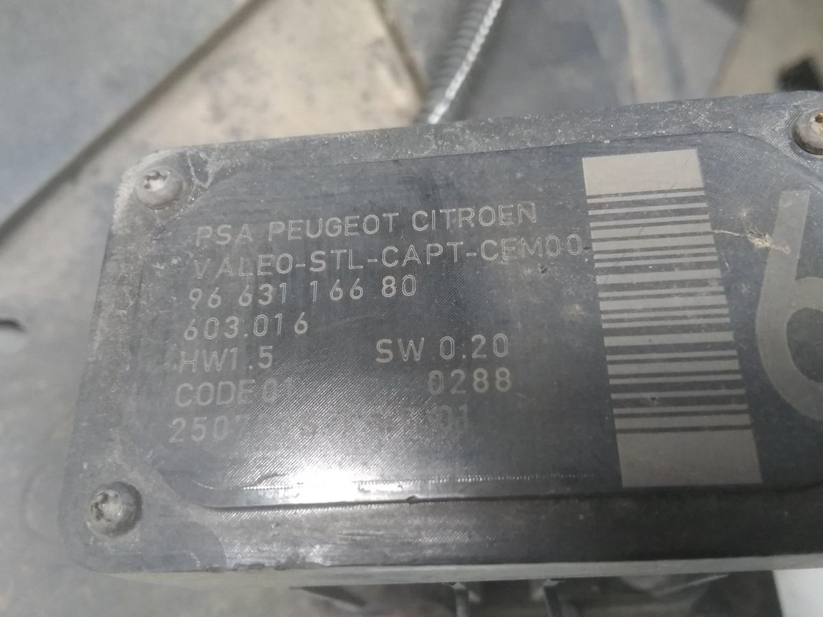 Citroen C4 original Unterschutz Diffusor Sto&szlig;f&auml;nger vorn mit 6 Sensoren Bj.2007