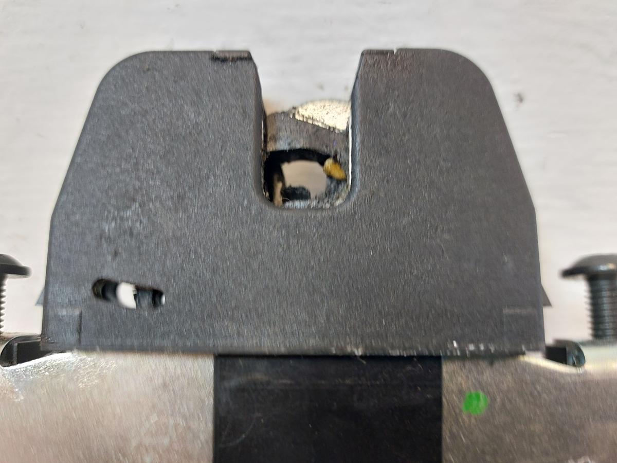 Peugeot 2008 I CU Schloss Heckklappe Heckklappenschloss mit ZV OEM