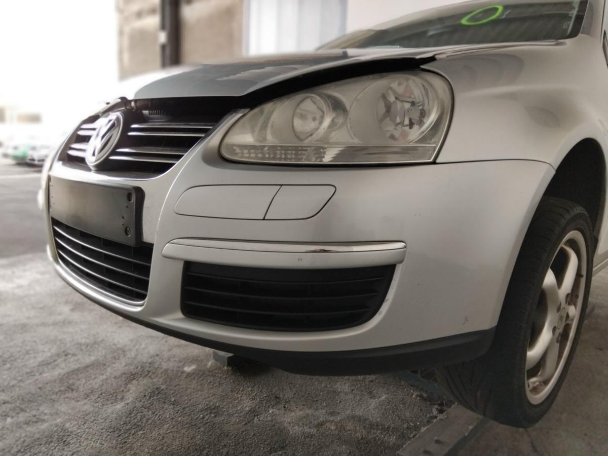 VW Jetta 5 1K2 original Sto&szlig;stange Sto&szlig;f&auml;nger vorn SRA BJ2007 LA7W reflexsilber