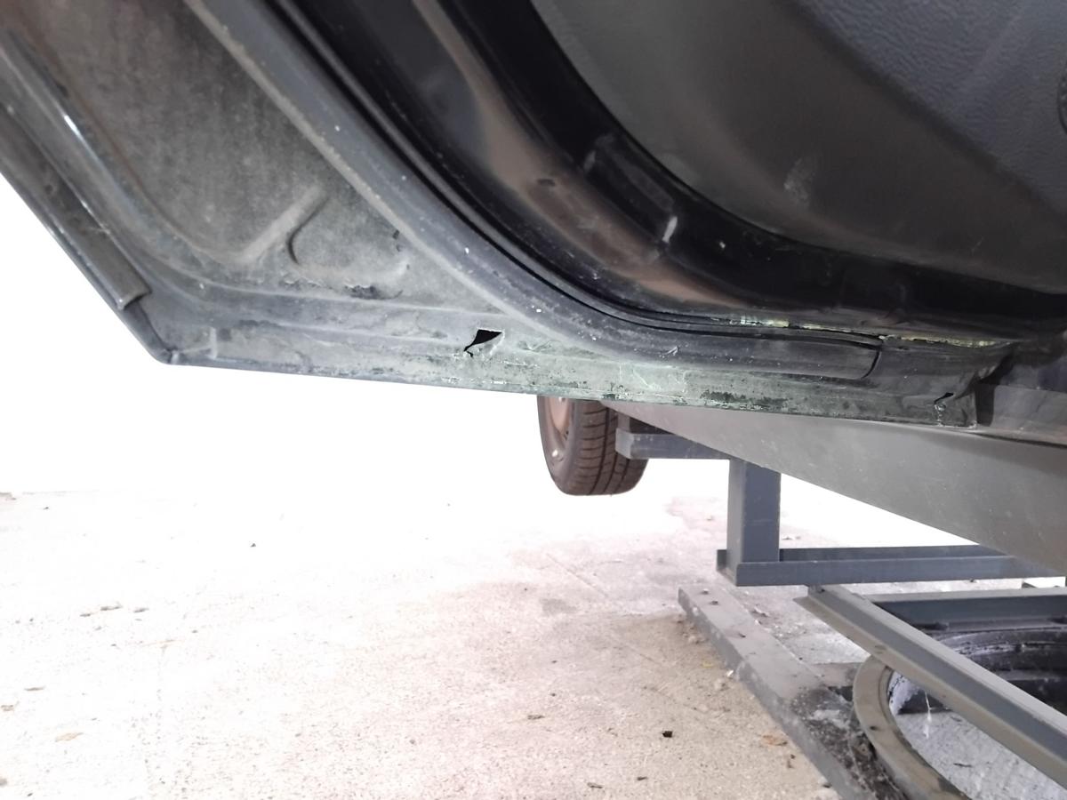 Ford Focus 3 DYB Turnier T&uuml;r hinten links pantherschwarzmetallic BJ2011 Kombi