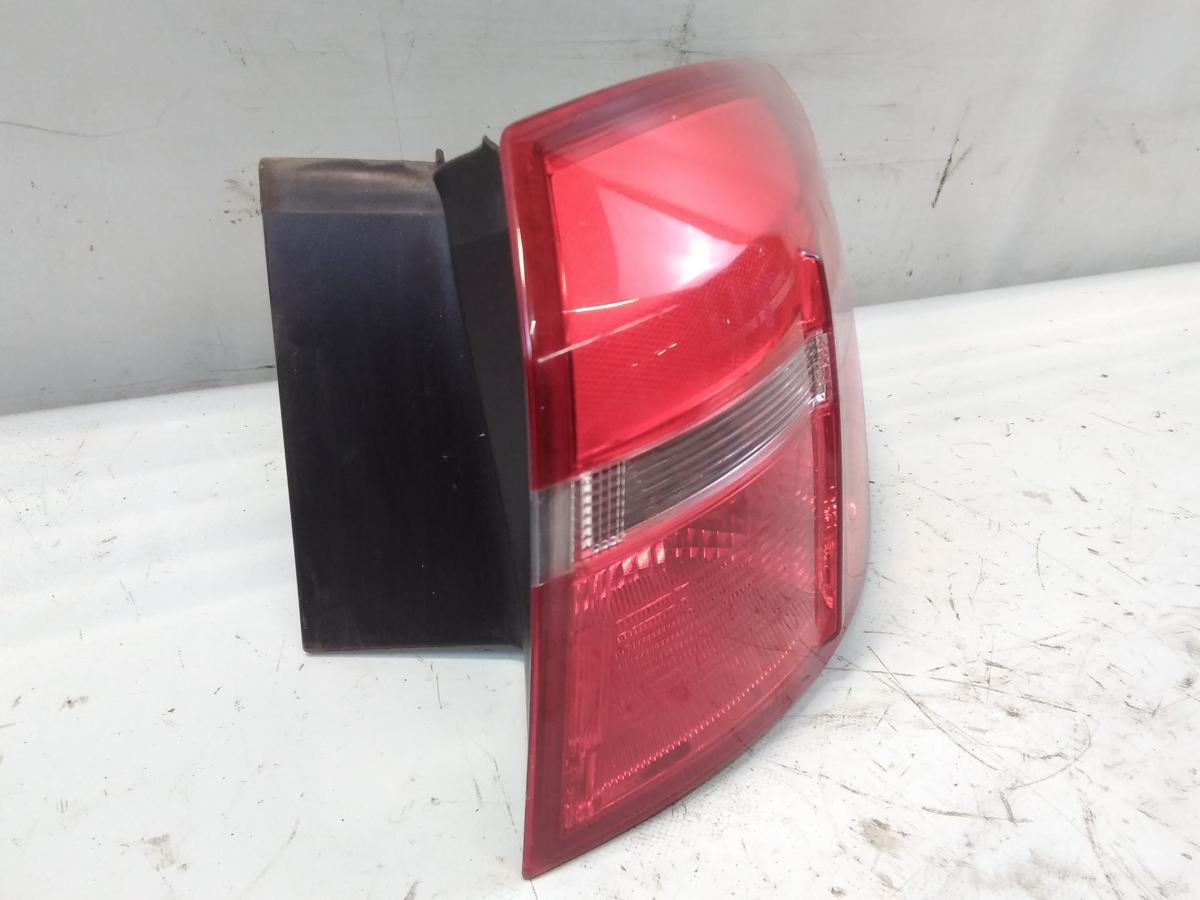 Ford Focus 3 Kombi Facelift original R&uuml;ckleuchte Heckleuchte rechts BJ2015