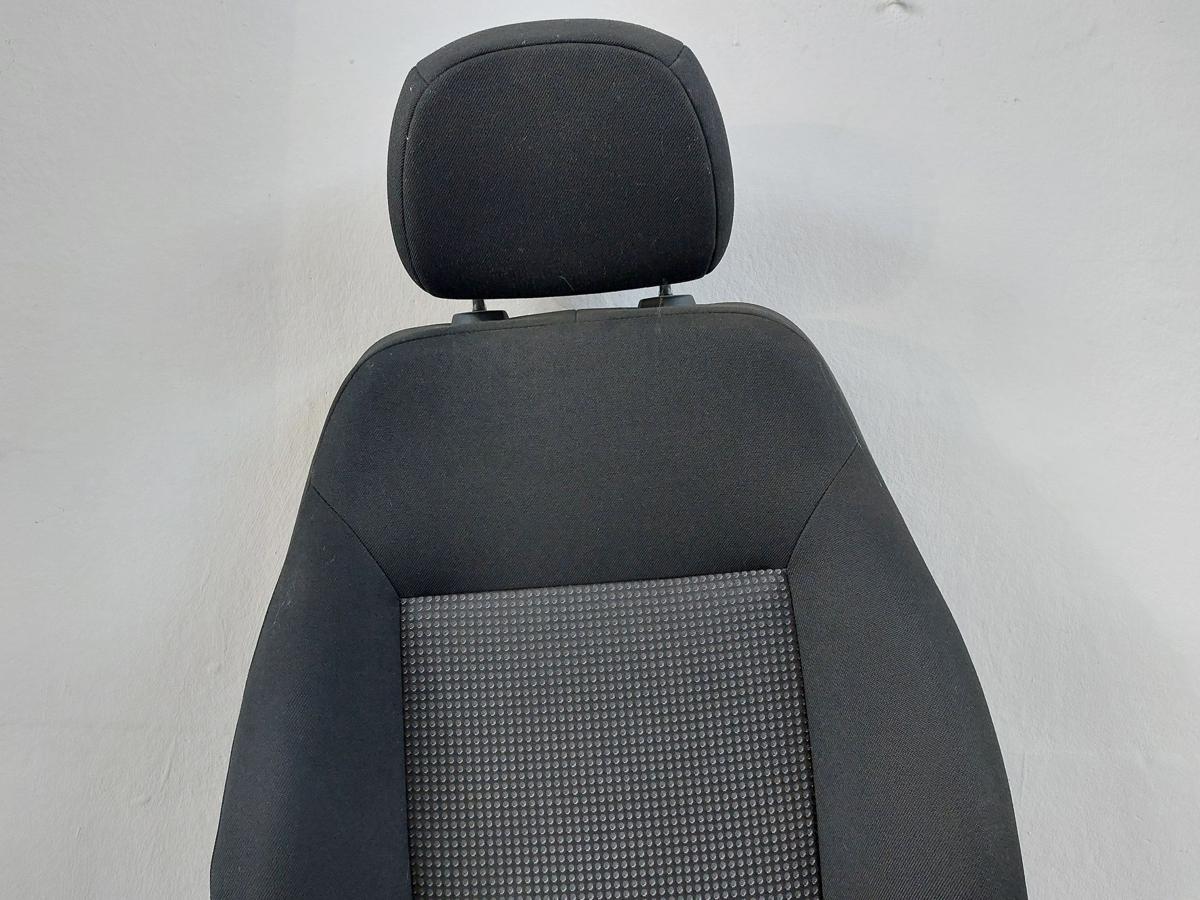 Opel Corsa D Beifahrersitz Sitz Autositz vorn rechts Stoff 5 Türer