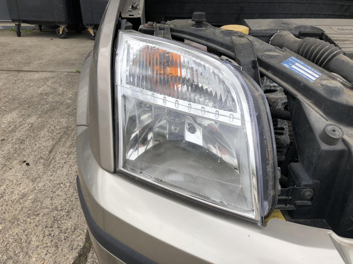 Ford Fusion JU2 Scheinwerfer rechts Frontscheinwerfer TYC Zubehörteil Halogen