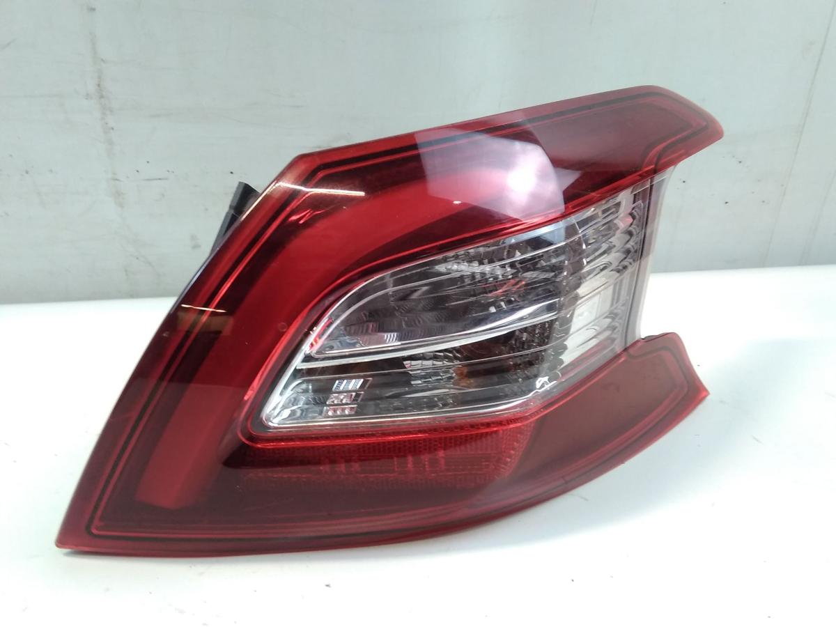 Peugeot 308 II original R&uuml;ckleuchte Heckleuchte rechts LED Bj.2015