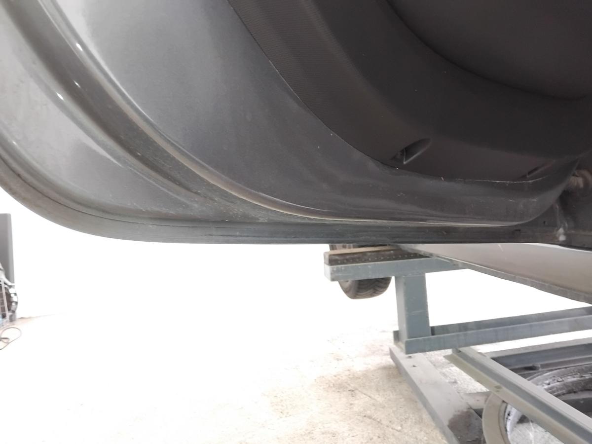 Renault Twingo 3 T&uuml;r hinten links TEKPE Gris Lunaire Metallic BJ2018