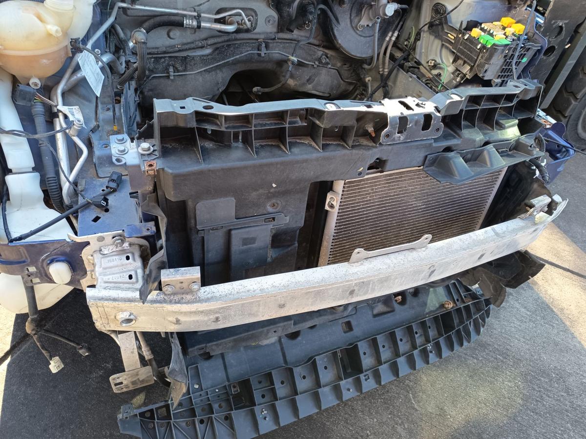 Peugeot 208 I original Schlosstr&auml;ger Mittelteil f&uuml;r 1,4l 70kW Benzin Bj 2012