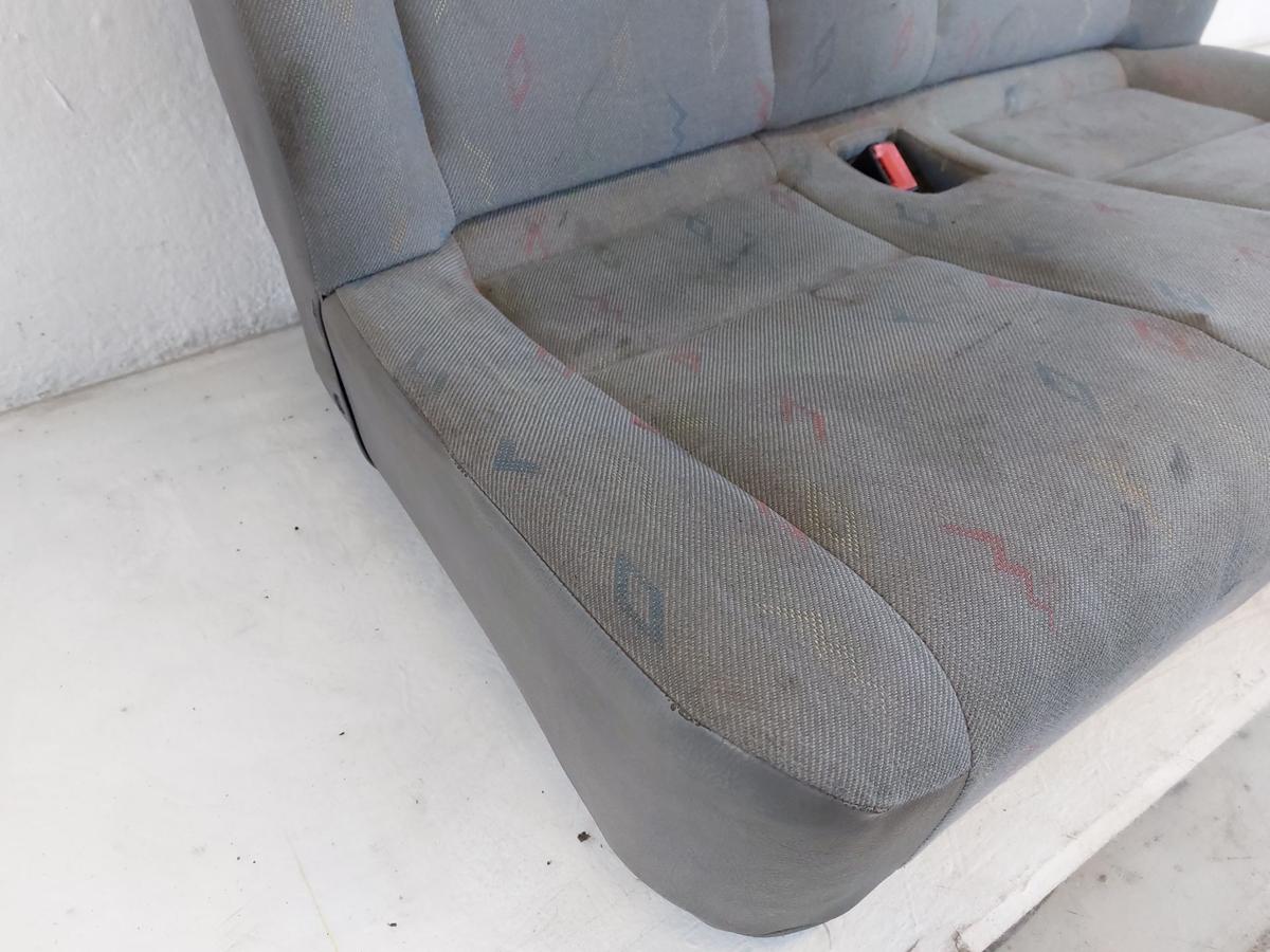 VW LT Typ 2D Doppelsitzbank vorn rechts Beifahrersitzbank Sitzbank Beifahrersitz