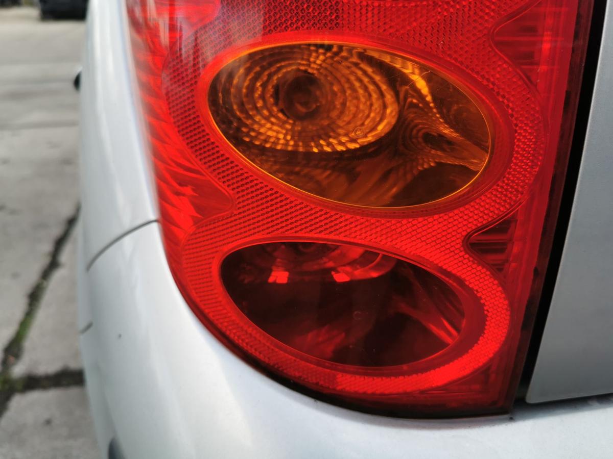 Peugeot 1007 K Rückleuchte Schlussleuchte Rücklicht Lampe hinten links