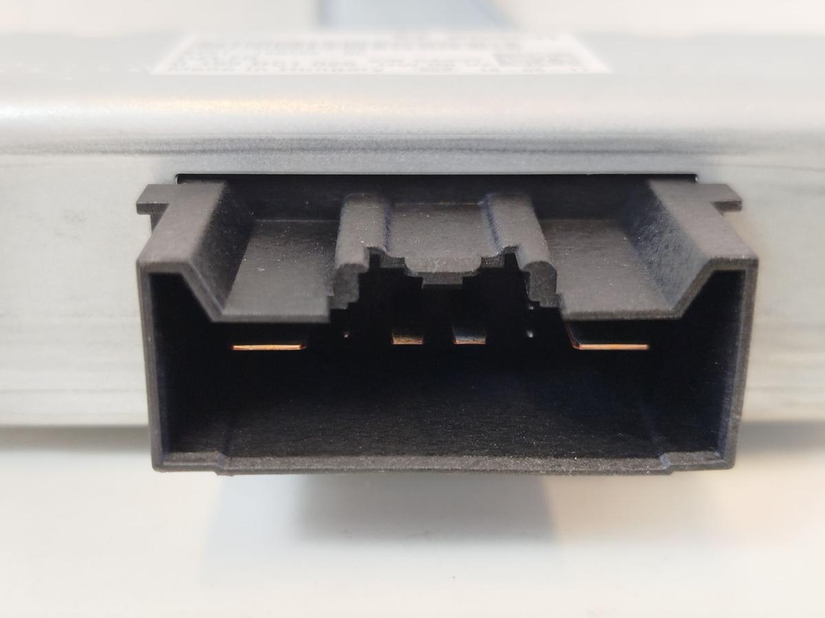 Ford Focus DYB CEW Turnier Steuerger&auml;t Spannungswandler Bosch 0199DC1025