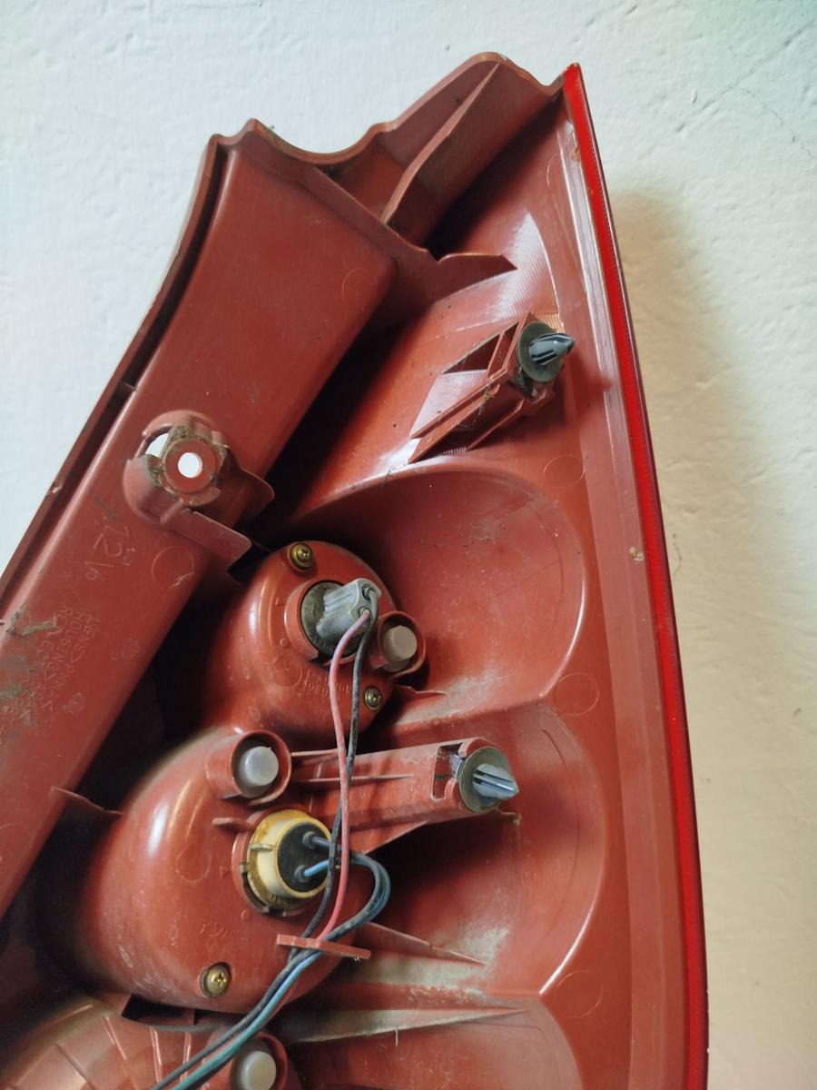 Mazda 5 CR R&uuml;ckleuchte links R&uuml;cklicht Heckleuchte bis 2008 Schlusslicht