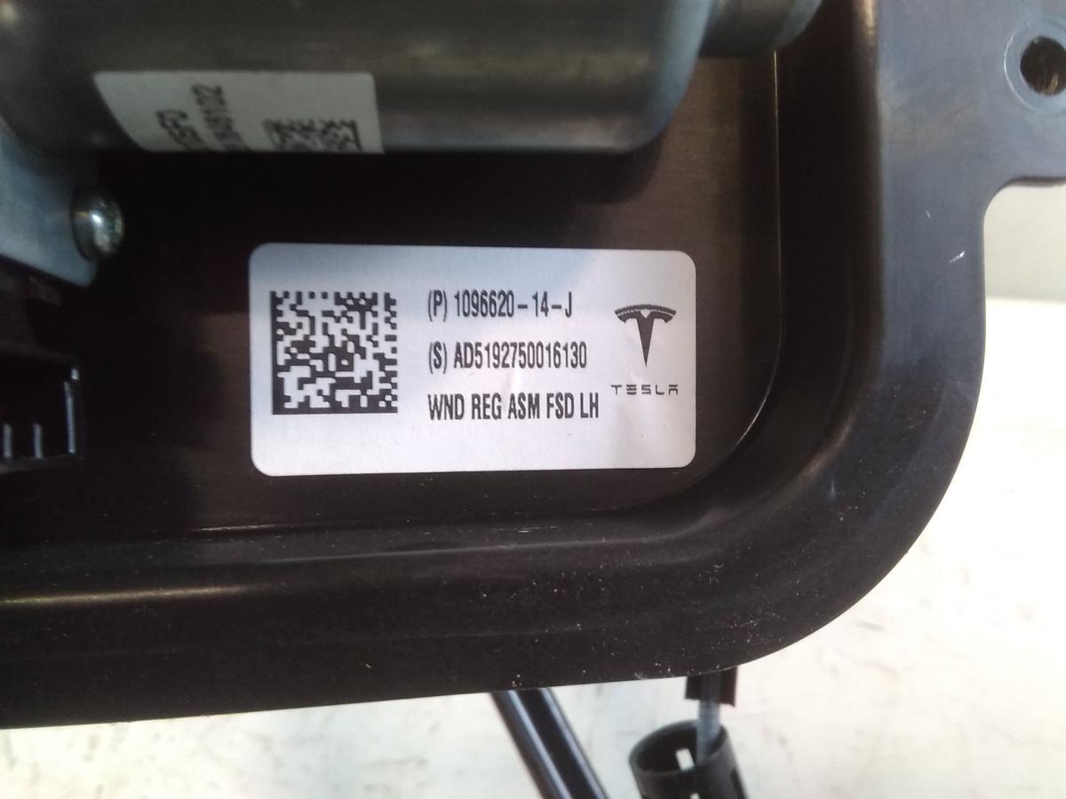 Tesla Model 3 original Fensterheber vorn links elektrisch 1096620-14-J BJ2019