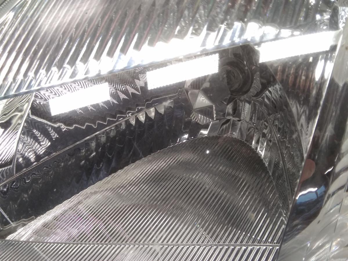 Ford Fiesta JD JH original Scheinwerfer links Halogen mit LWR BJ2004