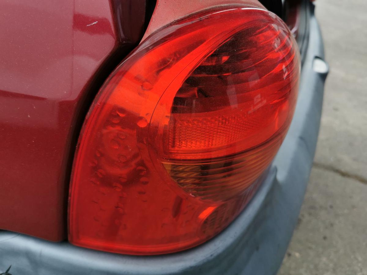 Renault Twingo C06 Rückleuchte Schlussleuchte Rücklicht Lampe hinten links