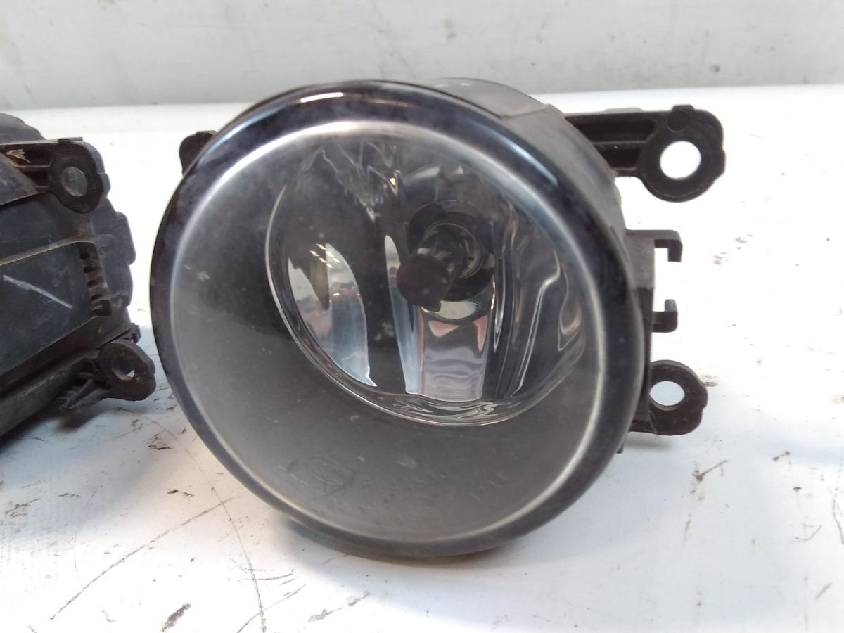 Ford Focus 3 CB8 original Satz Nebelscheinwerfer links+rechts 2N1115201AB BJ2011