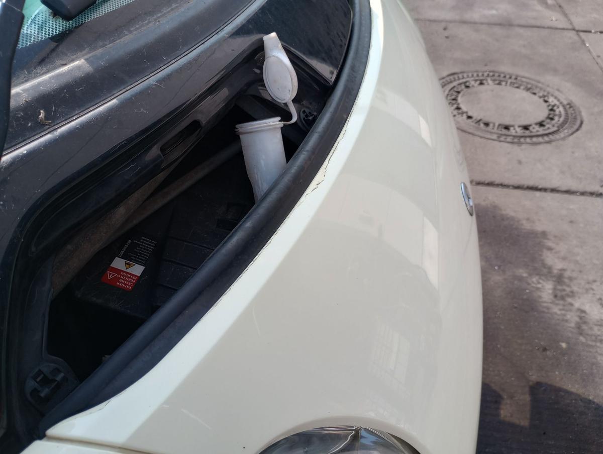 Smart 450 Coupe original Sto&szlig;stange Stossf&auml;nger vorn Mitte Elfenbein Bj 2006