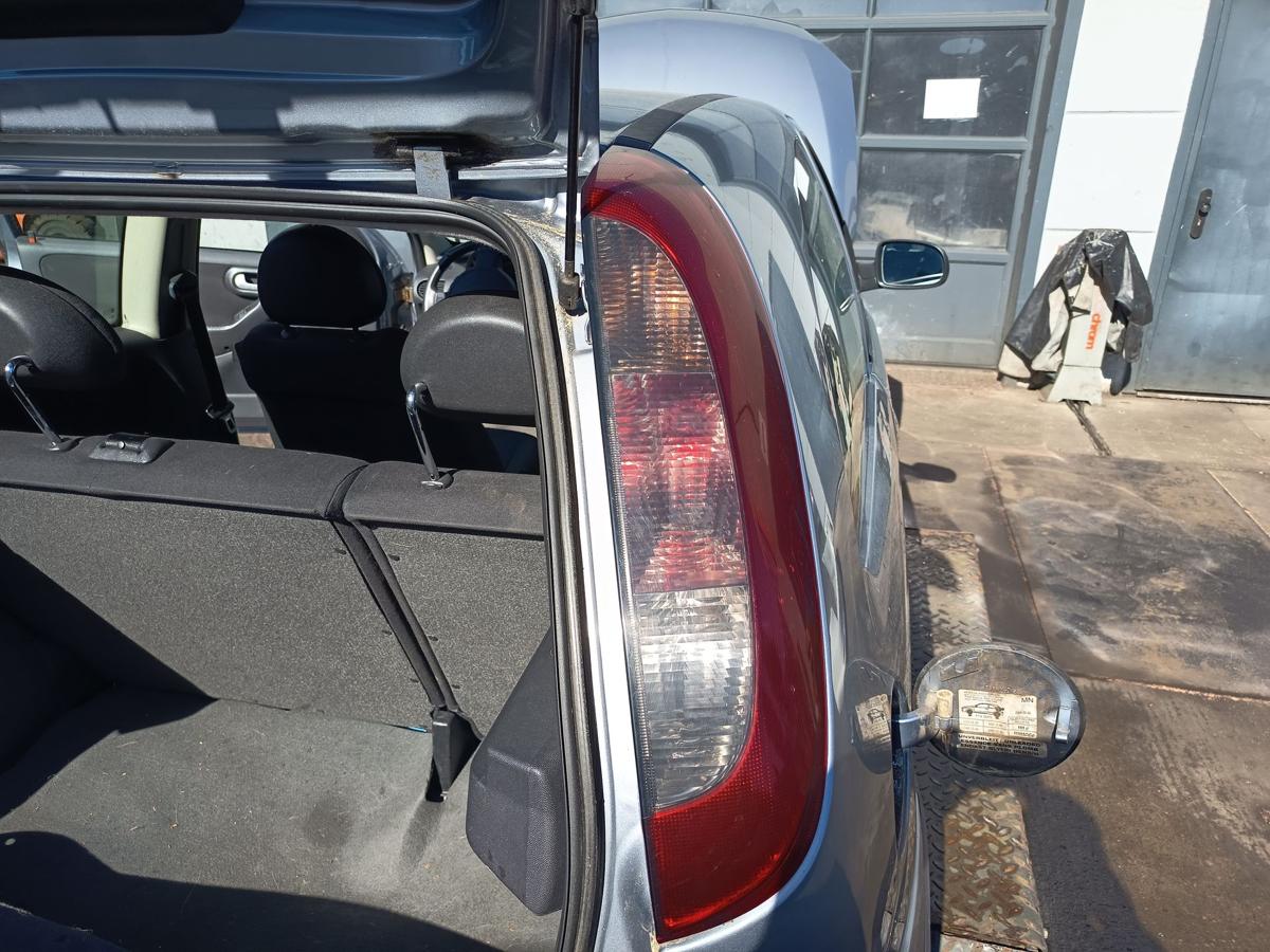 Opel Corsa C original R&uuml;ckleuchte rechts Heck Schluss Licht Bj 2005