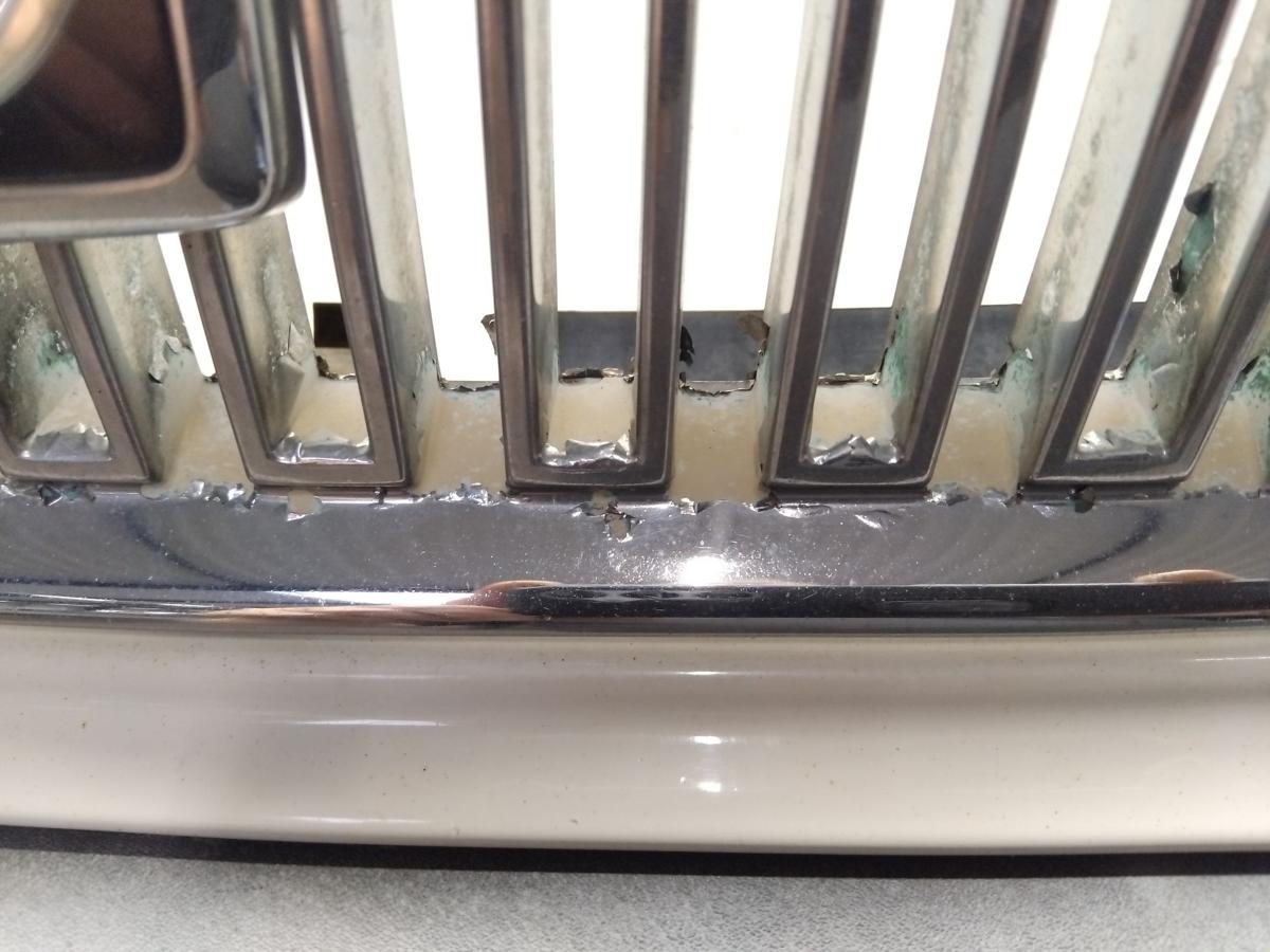 Volvo V70 II original Sto&szlig;f&auml;nger Sto&szlig;stange vorn weiss White Solid BJ2002