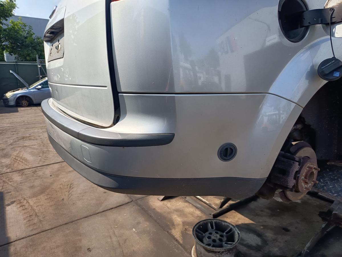 Ford Focus II Turnier original Sto&szlig;stange F&auml;nger hinten Heck Polarsilber Bj 2008