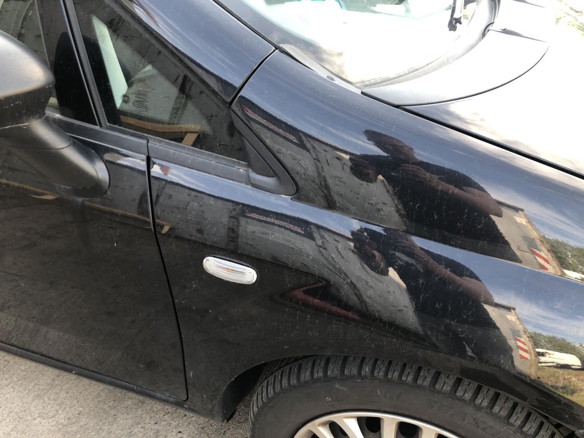 Fiat Punto EVO 199 Kotfl&uuml;gel vorn rechts Beifahrerseite 876 Nero Mille Miglia