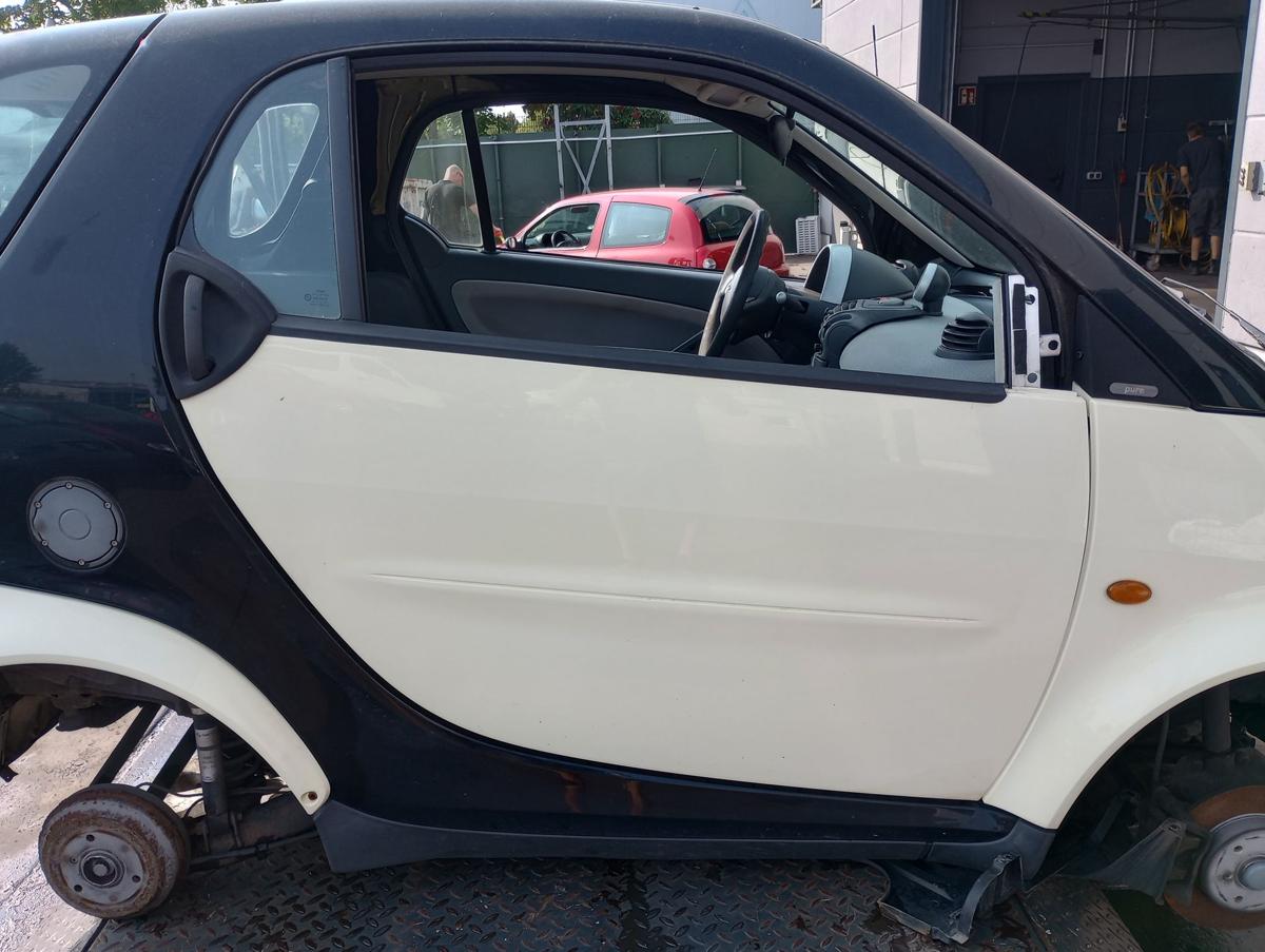 Smart 450 Coupe original Tür vorn rechts Beifahrer Elfenbein Bj 2006