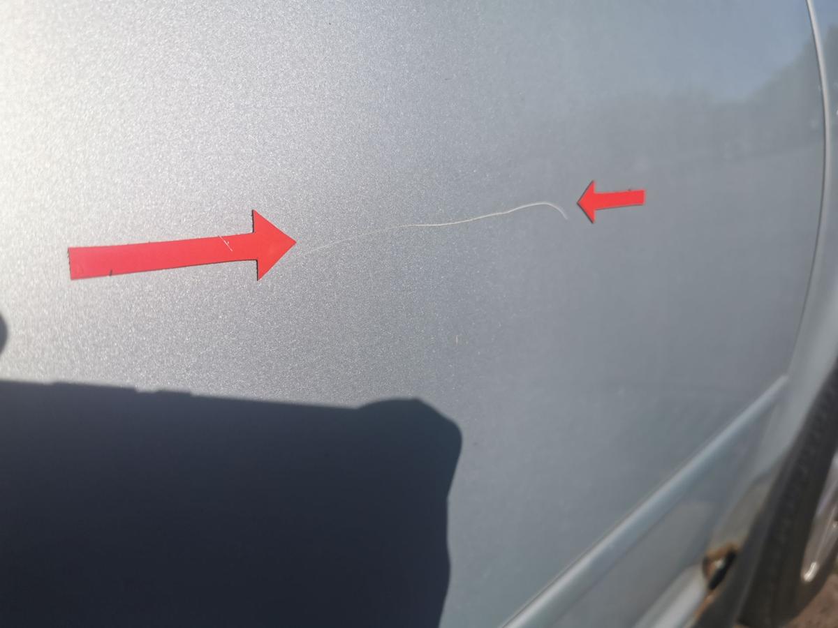 VW Bora 1J Fahrertür Tür Autotür vorn rechts Rohbautür LB7Z Satinsilber Met
