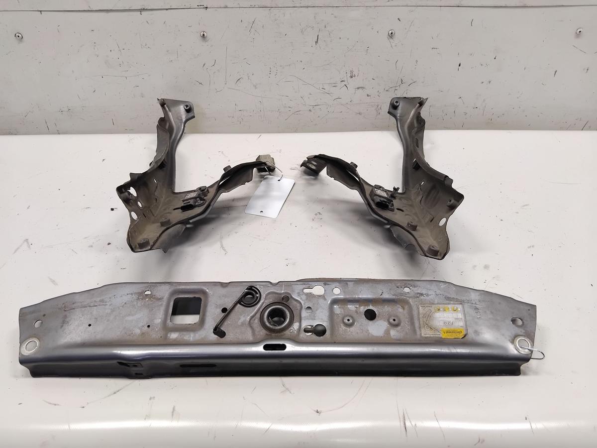 Opel Astra H orig Schlosstr&auml;ger Frontmittelteil oben Mitte links rechts BJ2005