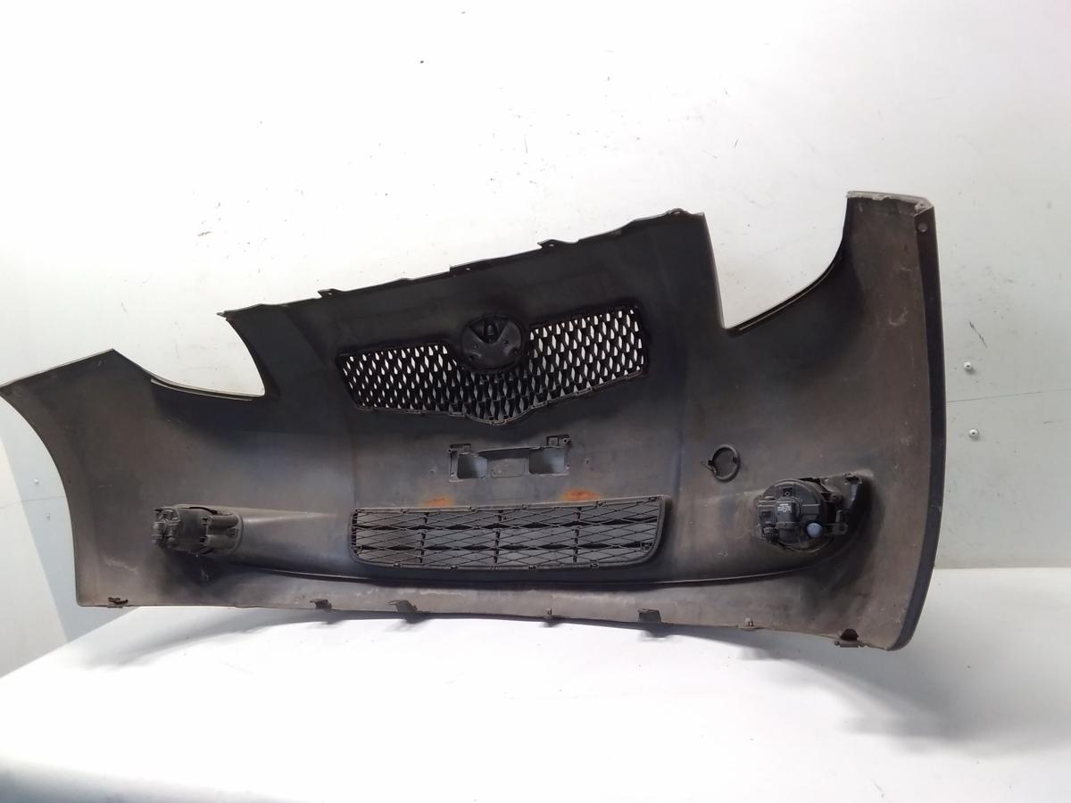 Toyota Yaris 2 original Stoßfänger Stoßstange vorn mit Grill Bj.2008
