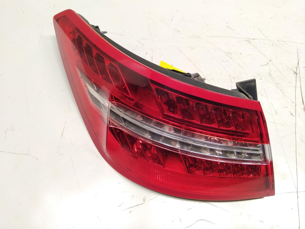 Mercedes E-Klasse Coupe C207 original Rückleuchte Heckleuchte links LED Bj.2009