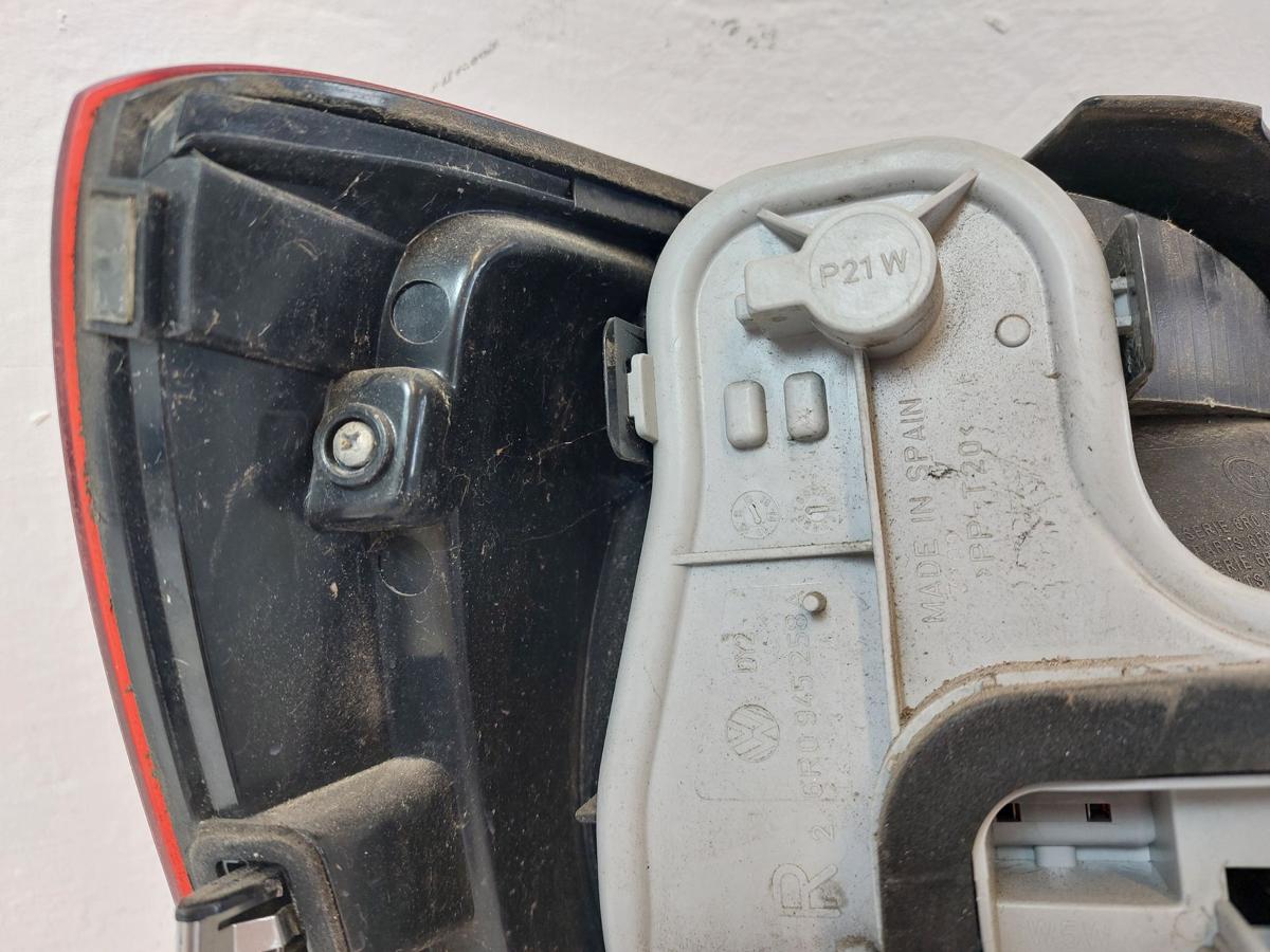 VW Polo 6R Rückleuchte rechts Rücklicht Heckleuchte Schlussleuchte