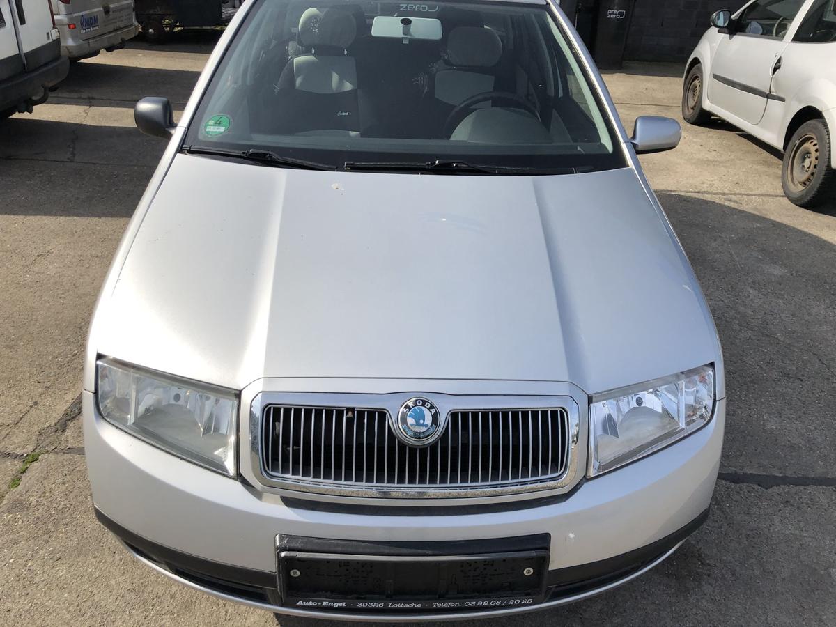Skoda Fabia 6Y Motorhaube Haube Klappe Deckel inkl. Grill LF7T Diamant Silber