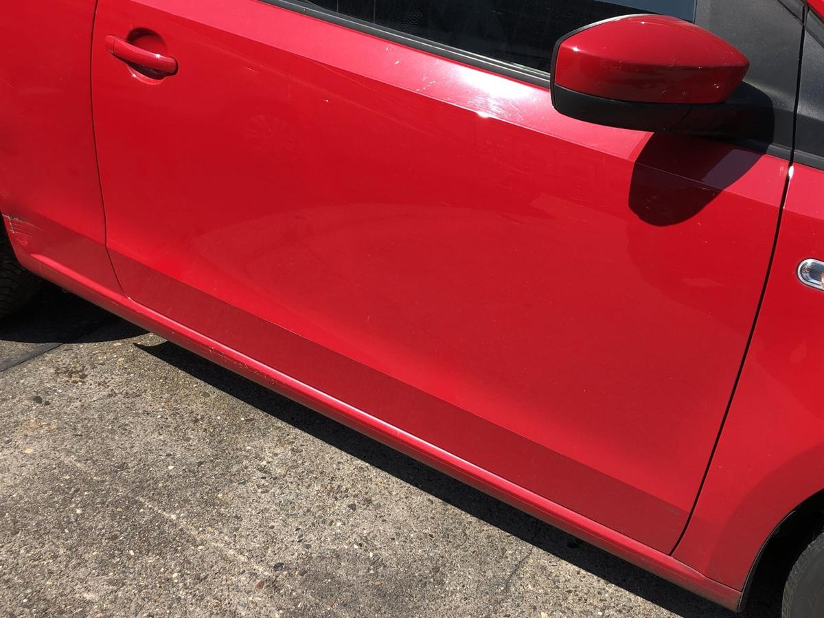 Skoda Citigo Typ AA T&uuml;r vorn rechts Beifahrert&uuml;r nur 3 t&uuml;rer LY3D Tornadorot