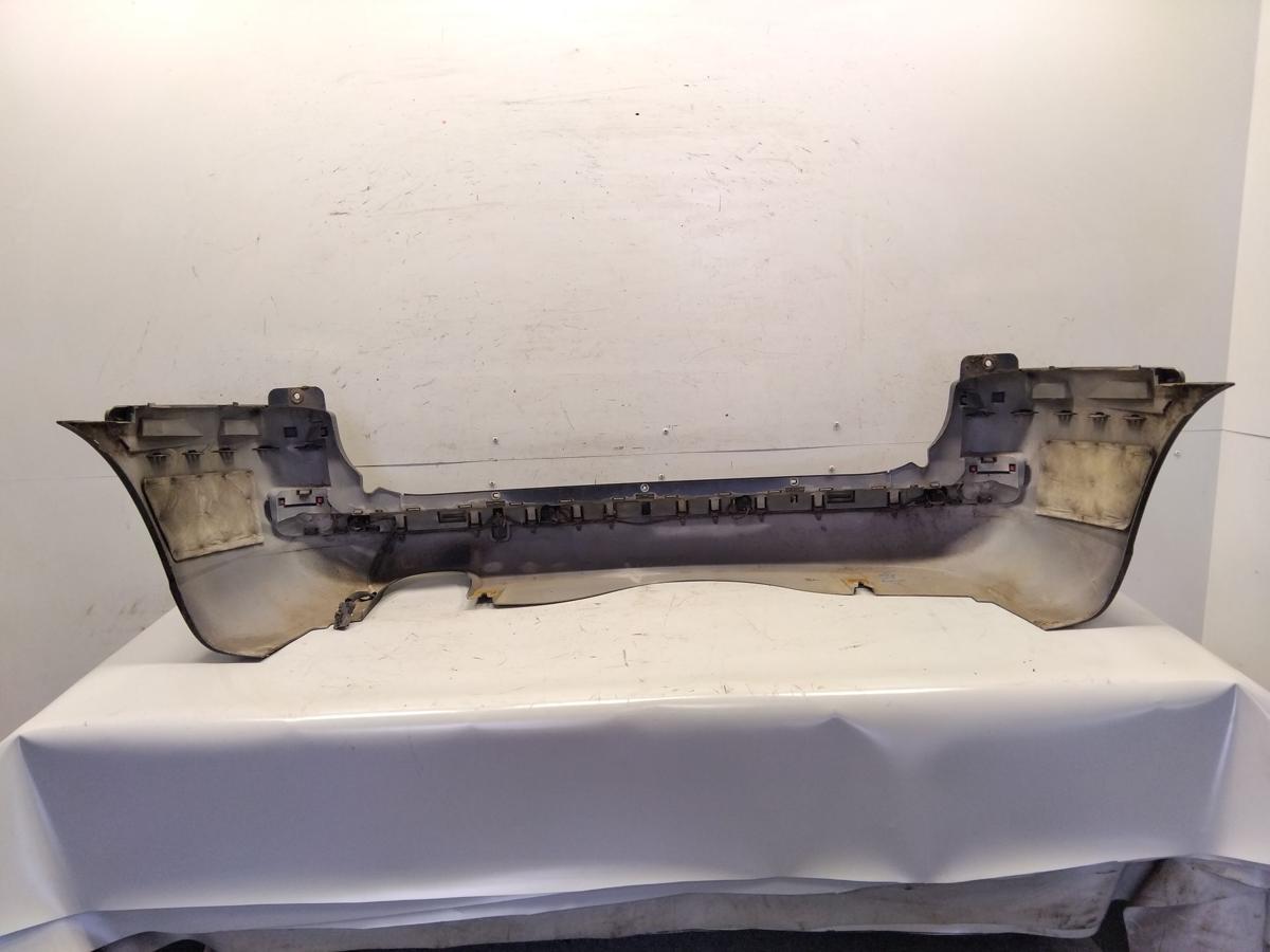 Peugeot 807 Facelift original Sto&szlig;f&auml;nger Sto&szlig;stange hinten mit PDC Bj.2008