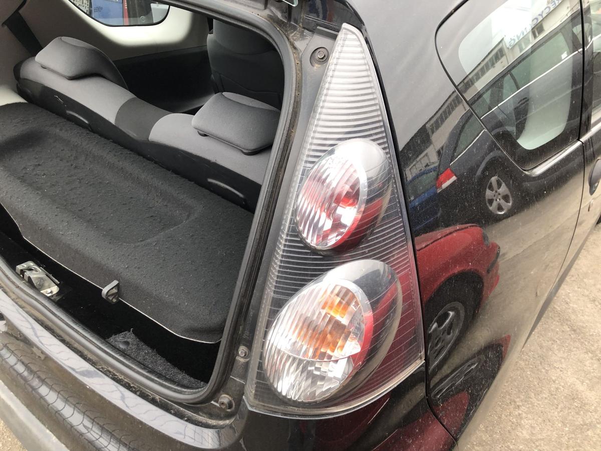 Citroen C1 Typ P R&uuml;ckleuchte rechts R&uuml;cklicht Heckleuchte 3 und 5 t&uuml;rer