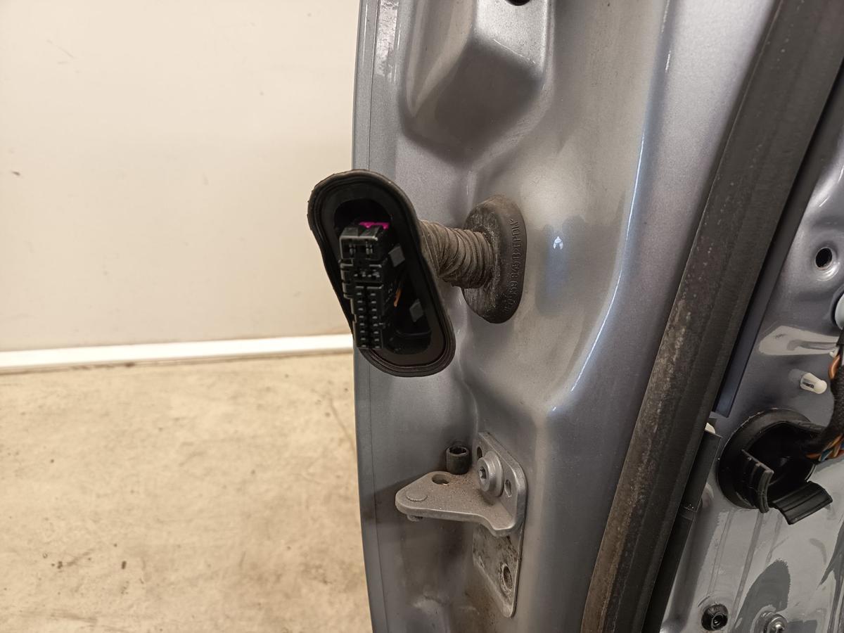 Audi A6 4F Limo original T&uuml;r vorne rechts LV7J Silber Baujahr 2006