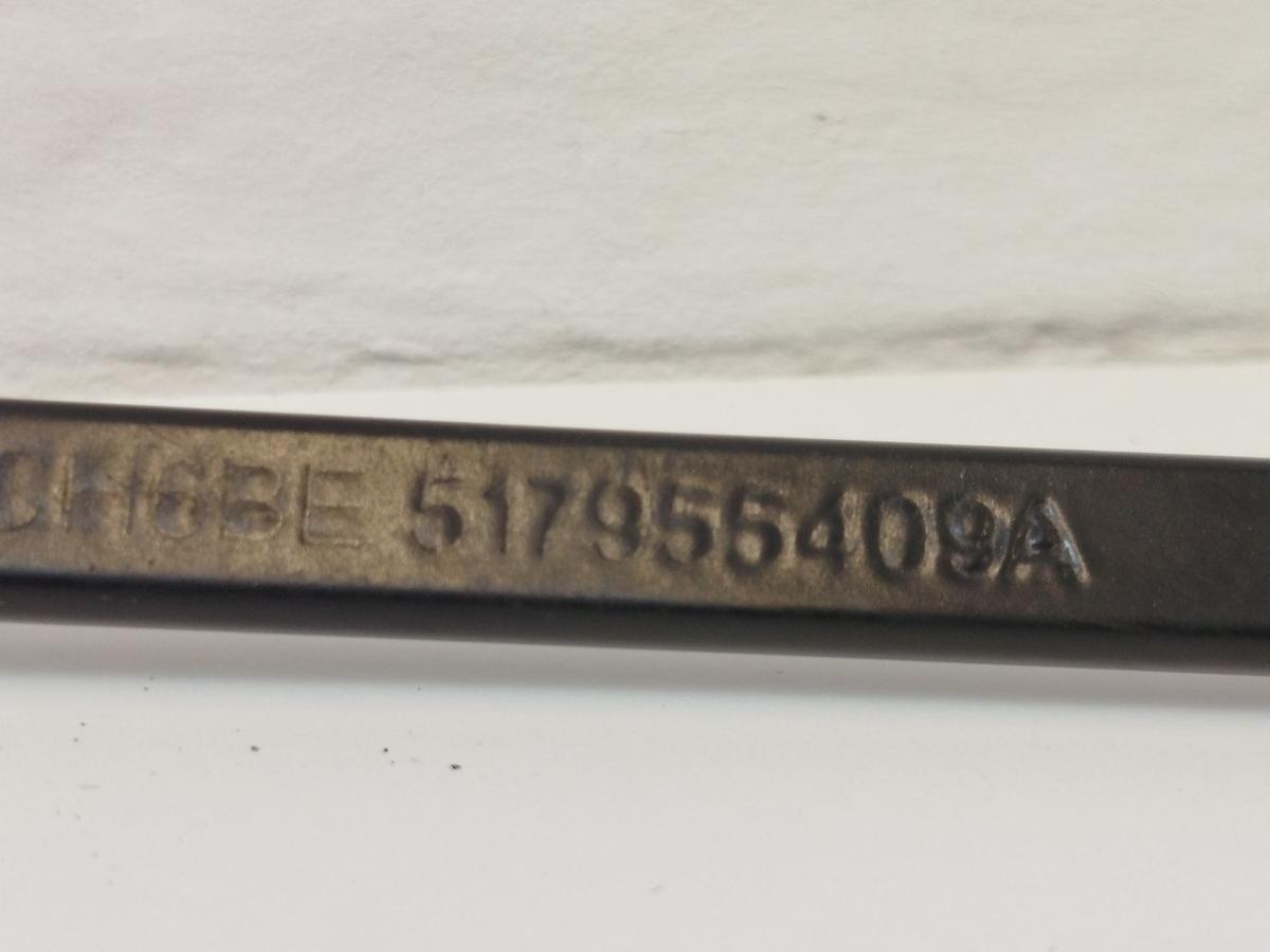 VW Golf Sportsvan AUV ab17 Wischerarm links Scheibenwischerarm Fahrerseite