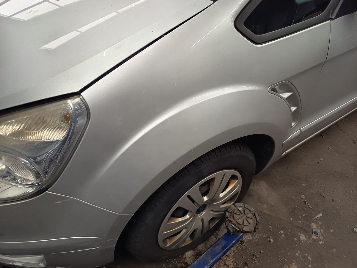 Ford S-Max 1 original Kotflügel links Fahrerseite Polarsilber Bj 2009