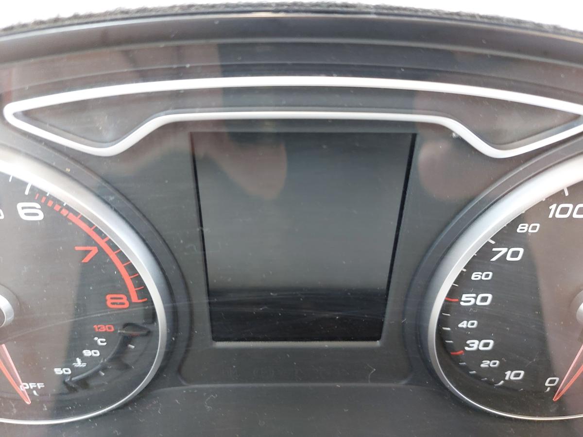 Audi Q2 Typ AG Kombiinstrument Tacho Cockpit OEM 15tkm 30TFSI Analog Anzeigen